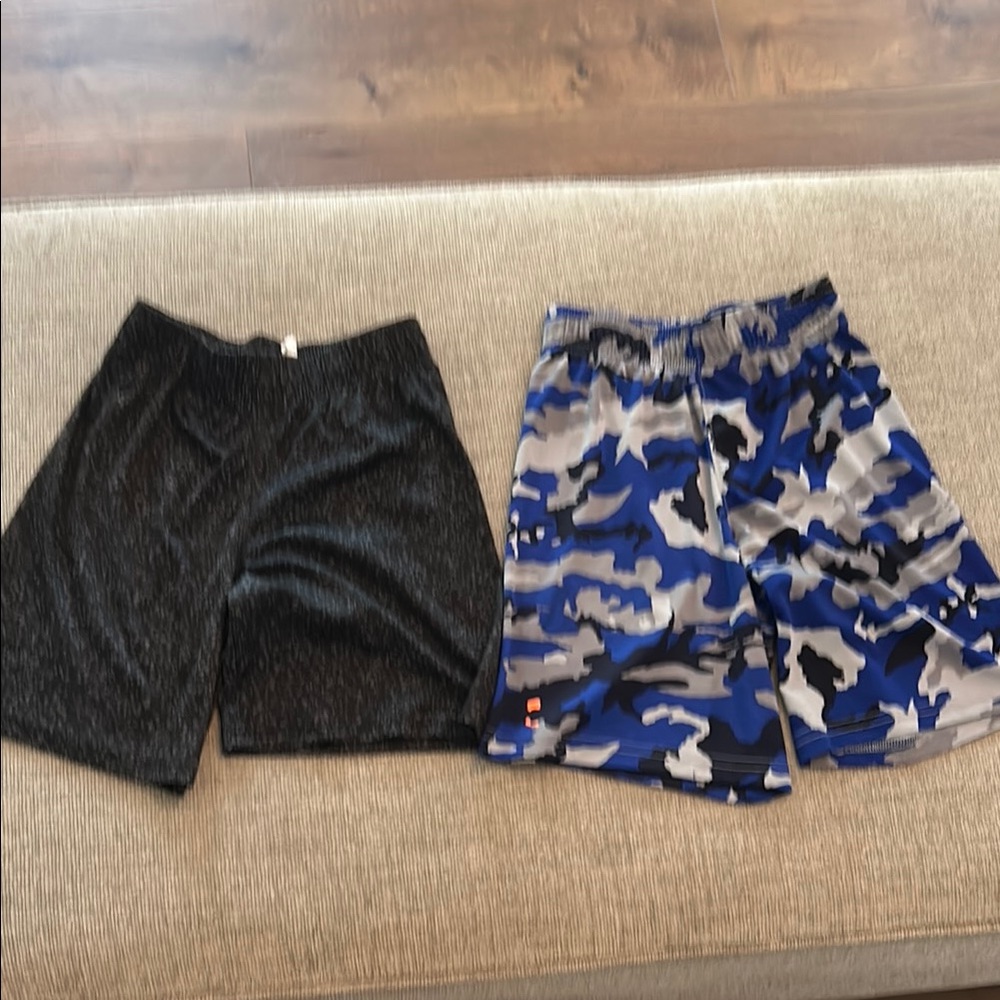 Under armour boys Black and Blue Camo Shorts Set